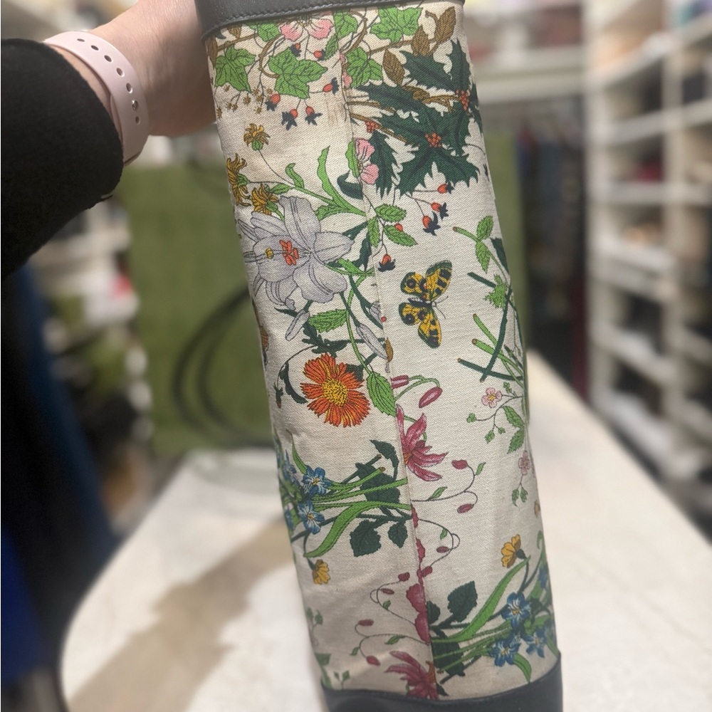 Gucci Rare Floral-print Tote Bag, vintage Collectible canvas leather trim EUC - Picture 13 of 17